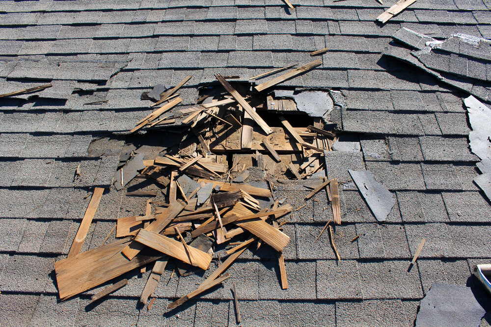 emergency-roof-repairs-1